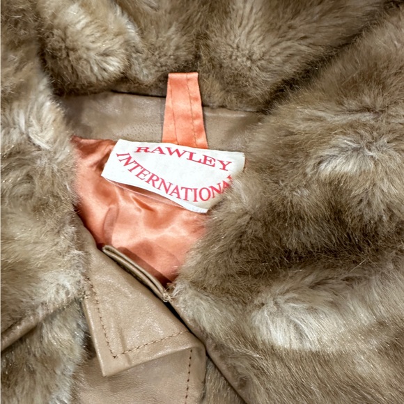 Vintage Hawley International Leather and Fur Coat Size Medium - Picture 6 of 10